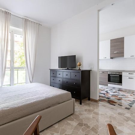 Piazzale Udine Balcony Apt Milan Exterior photo